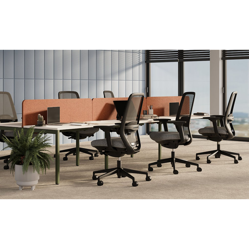 Ергономичен стол Nowy Styl Elovie HRT черен